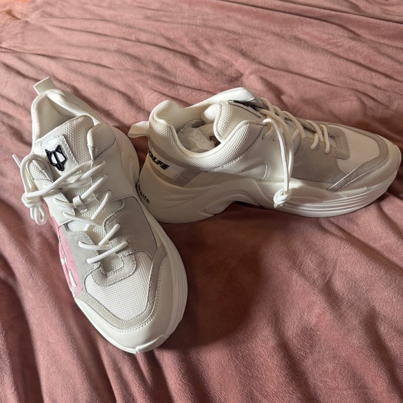 NWT Naked Wolf Track Logo Pink Size 11 US 41 EU. Graffiti Platform Sneakers - Picture 4 of 5